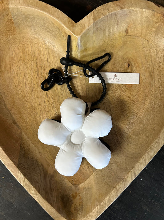 TRENDING PUFFY DAISY FABRIC BAG CHARM KEYCHAIN | 40KC114