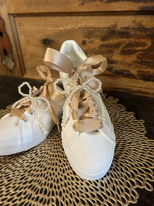 Pearl Bow Shoe Charm